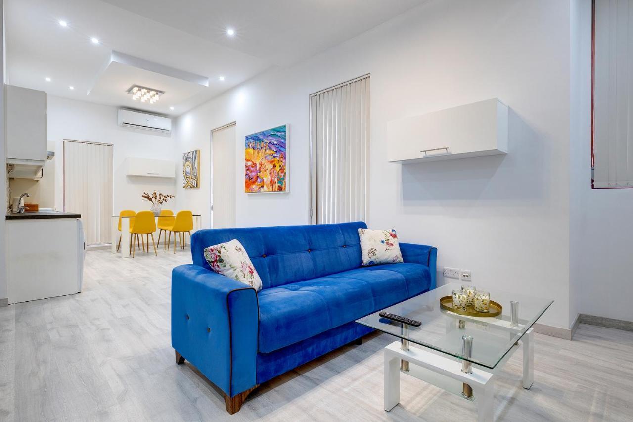 Picturesque Sliema Pad Steps From The Seafront Appartement Buitenkant foto