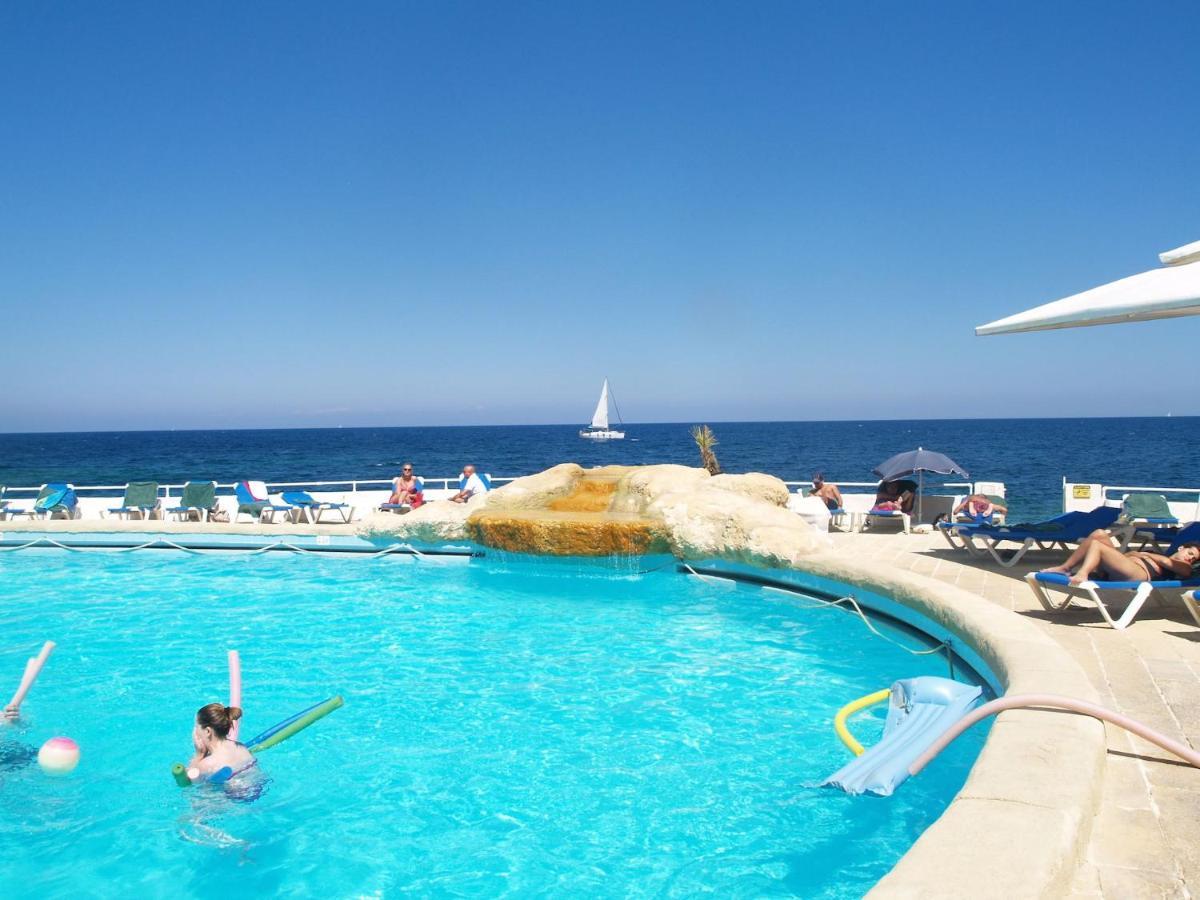 Picturesque Sliema Pad Steps From The Seafront Appartement Buitenkant foto